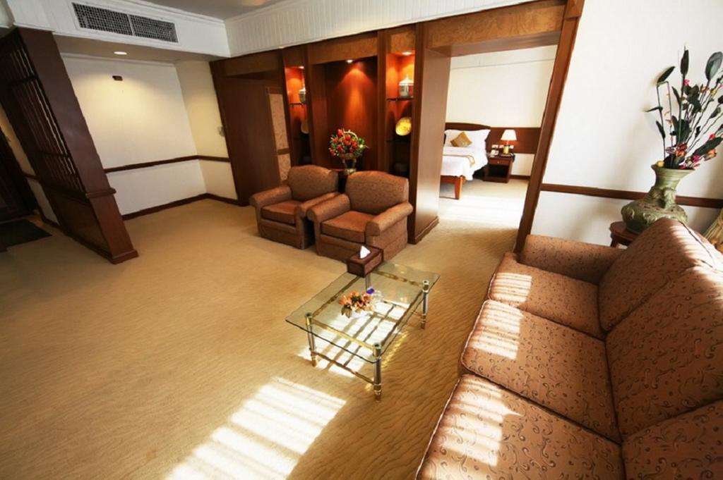 Grand Diamond City Hotel & Casino Poipet Kültér fotó