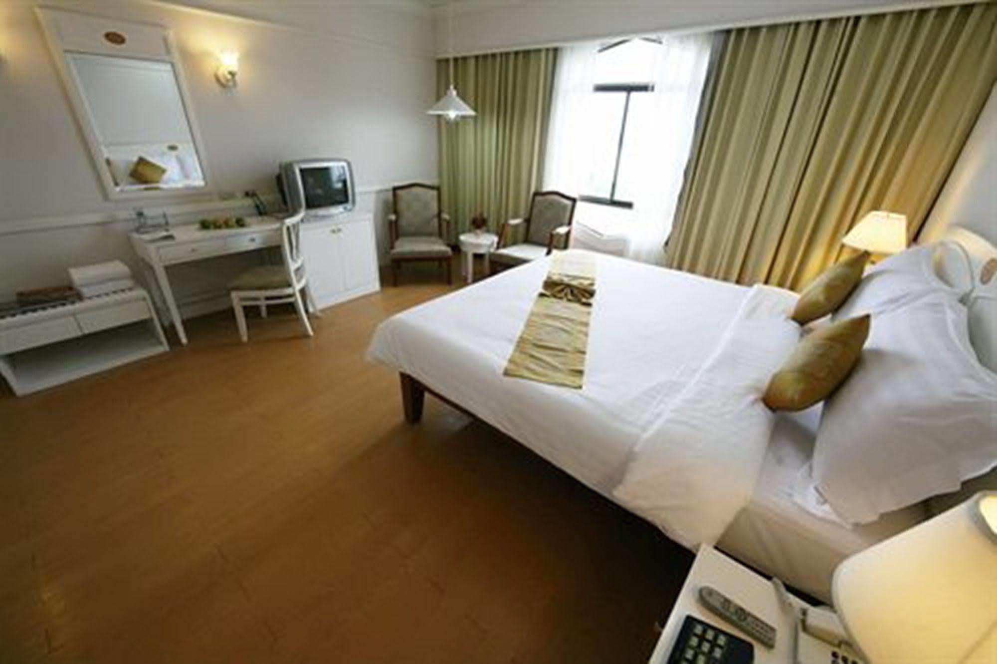 Grand Diamond City Hotel & Casino Poipet Kültér fotó