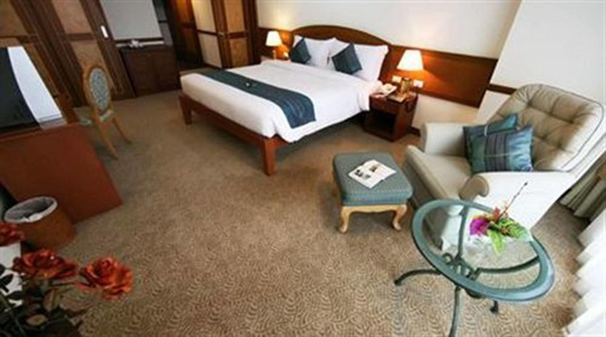 Grand Diamond City Hotel & Casino Poipet Kültér fotó