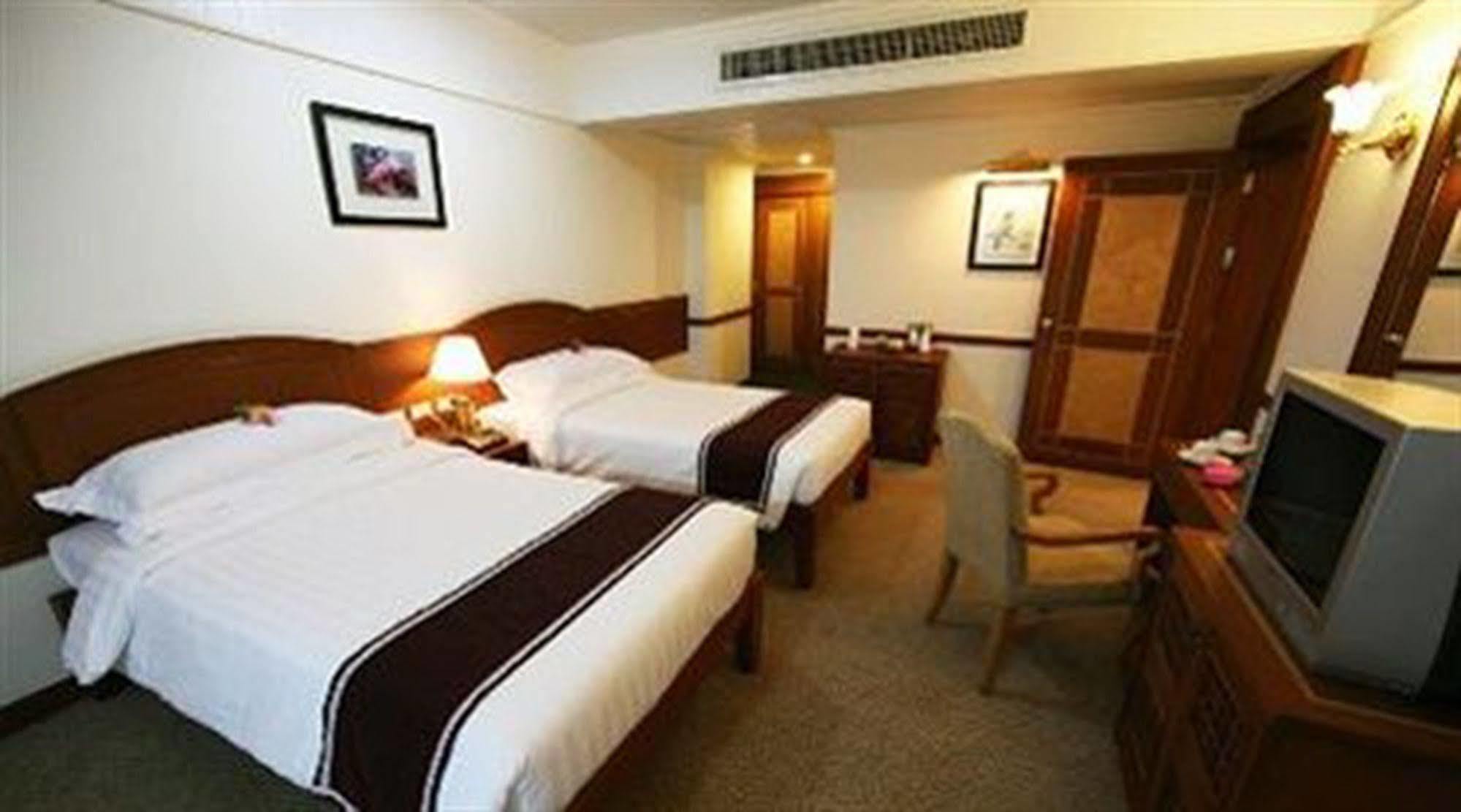 Grand Diamond City Hotel & Casino Poipet Kültér fotó